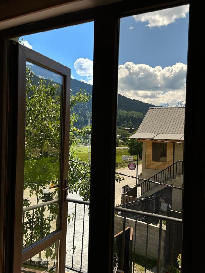 Отель Bala'S House Местия Экстерьер фото