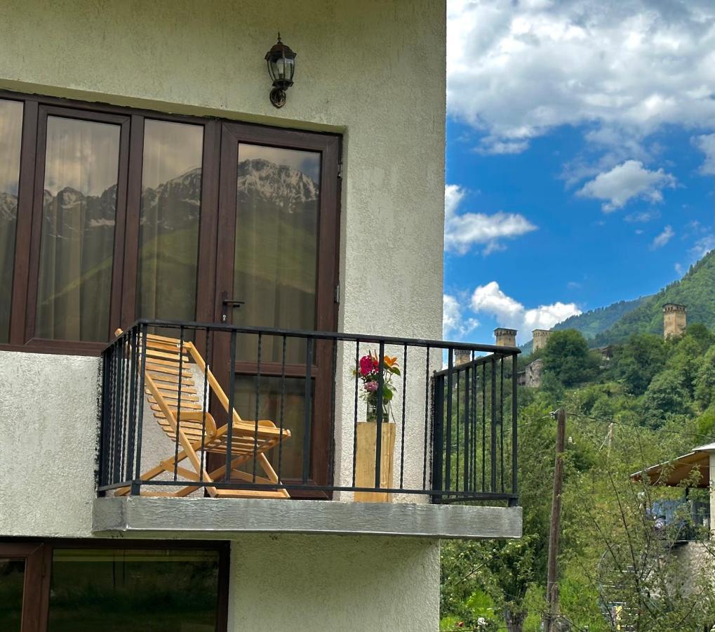 Отель Bala'S House Местия Экстерьер фото